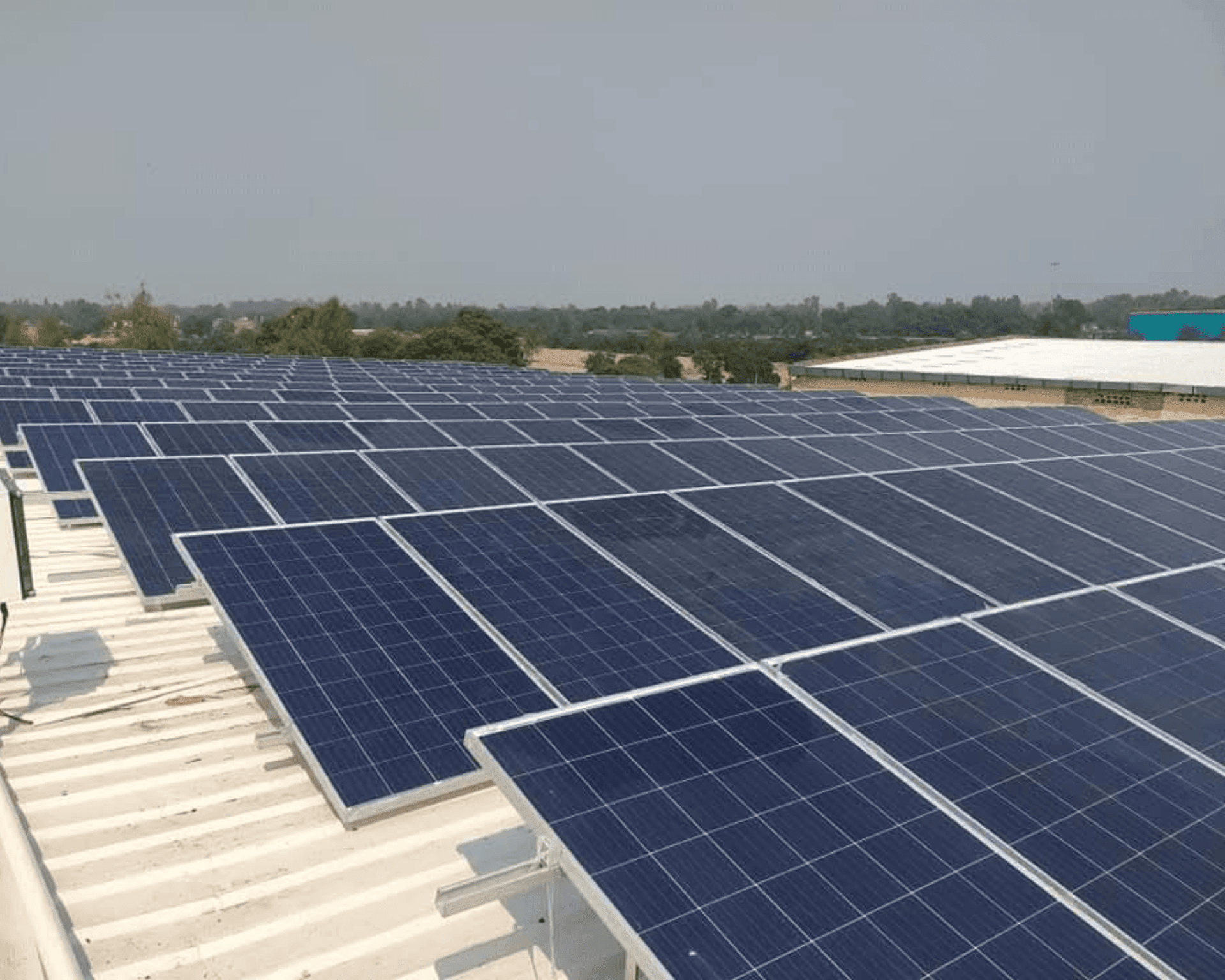 10kW commercial solar system on office building rooftop, Golf Course Road, Gurgaon